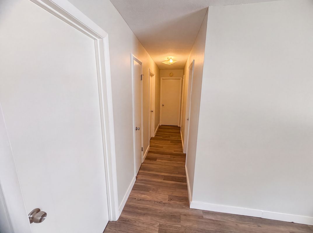 Photo 7 of 26 of 308 N 30th St, Fort Pierce, FL