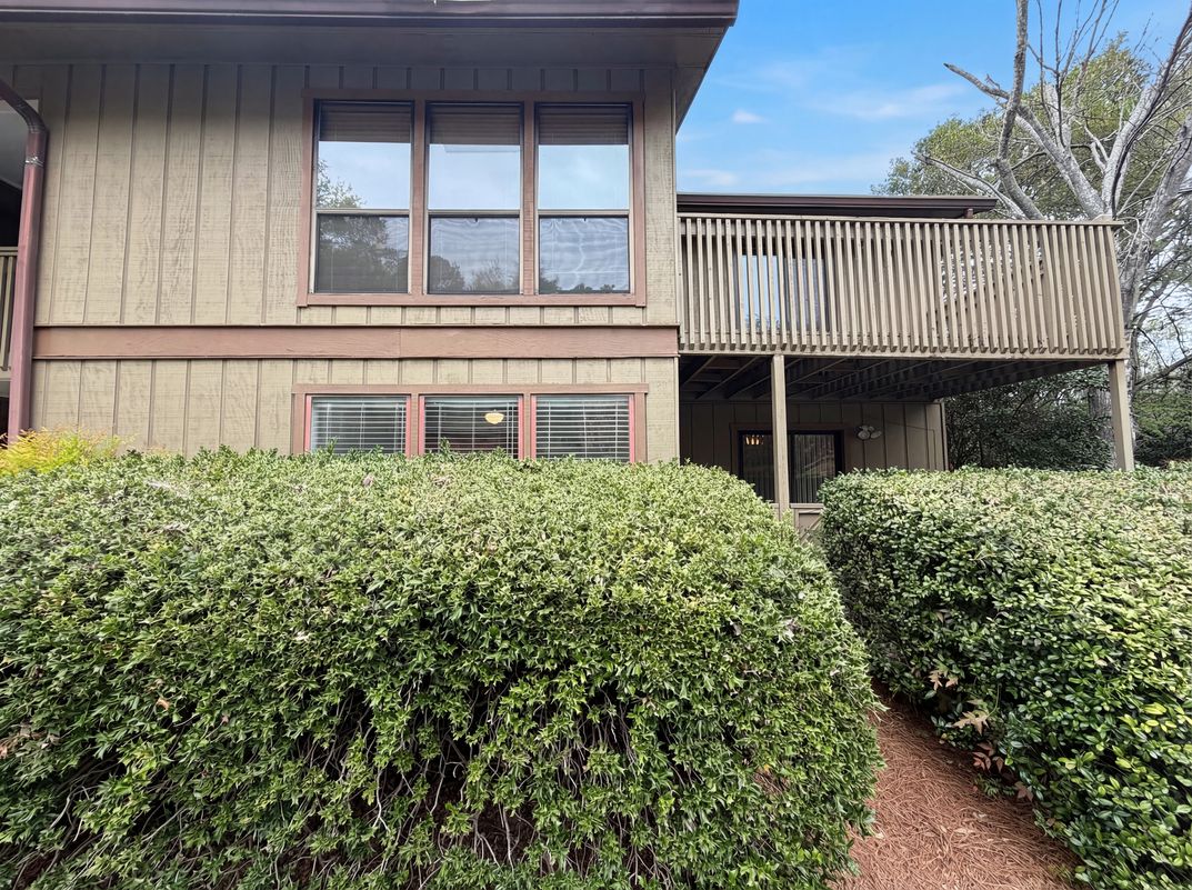 Photo 20 of 24 of 1013 Dunbar Dr, Atlanta, GA