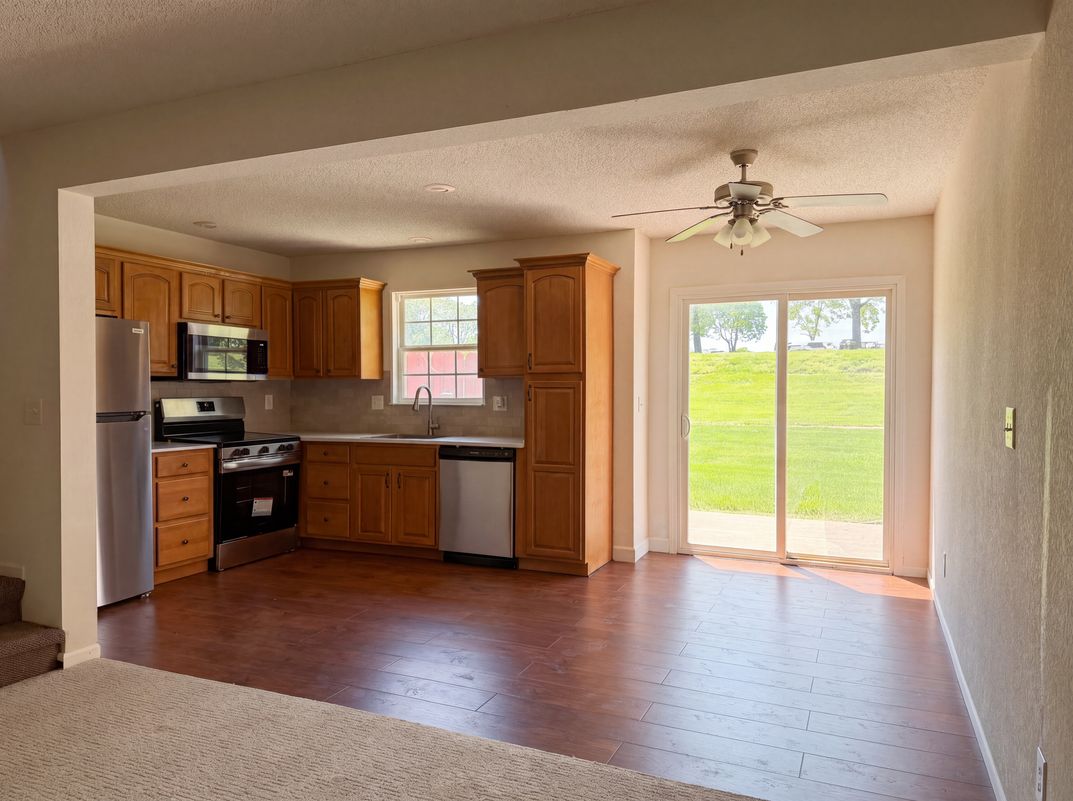 Property photo 2 of 10559 E 46th Ter