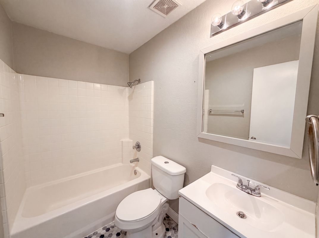 Photo 12 of 22 of 4319 Monhegan Way, Mather, CA