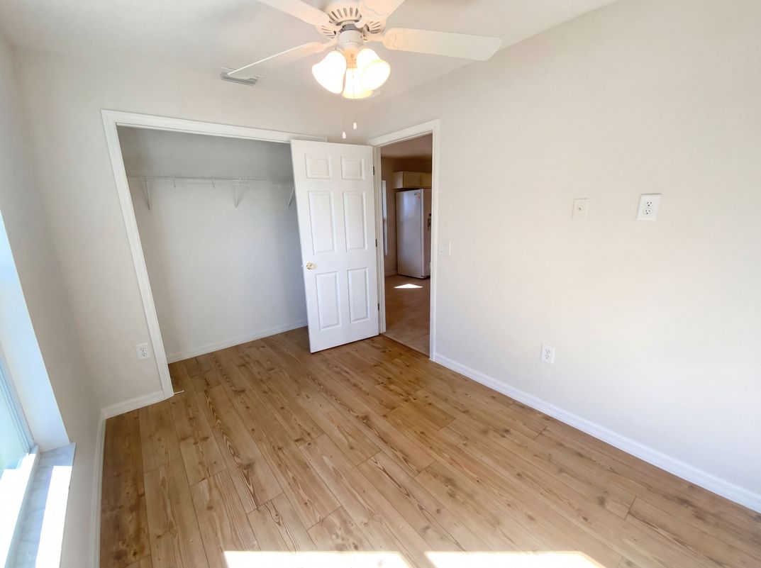 Photo 16 of 26 of 11275 Linden Dr, Spring Hill, FL
