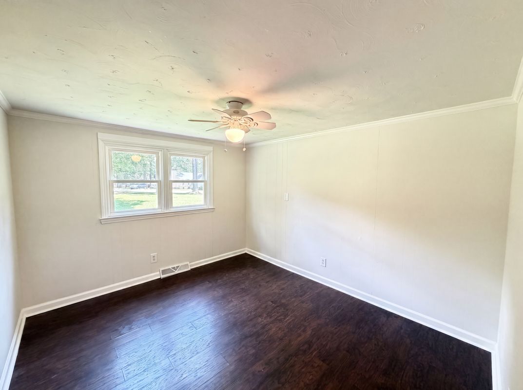 Photo 4 of 18 of 9801 Hannon Rd, Mint Hill, NC
