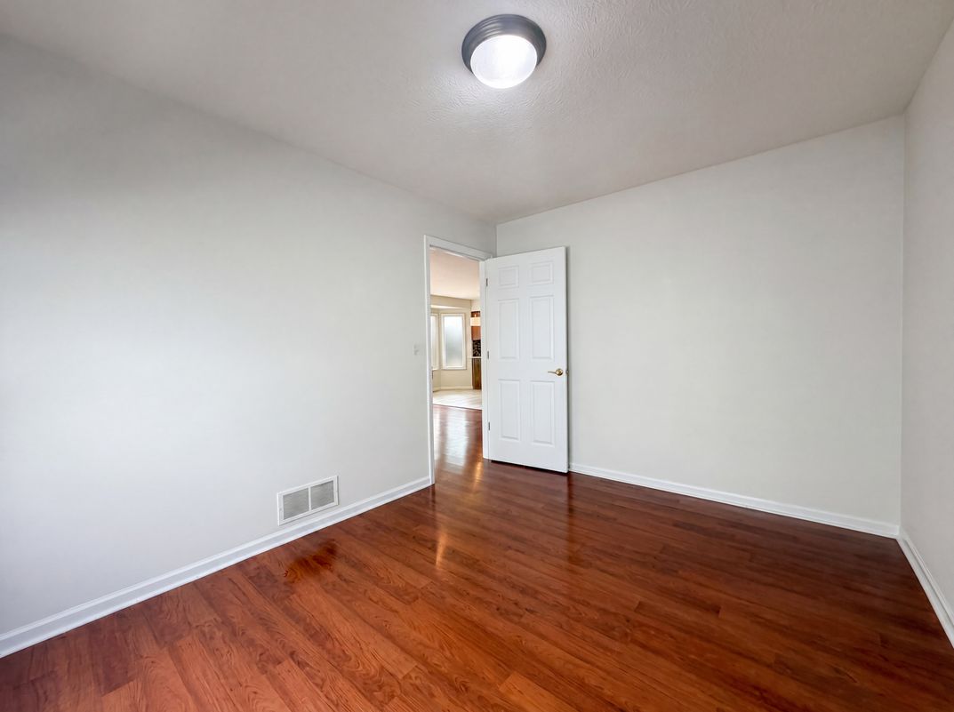 Photo 20 of 44 of 7966 Lazelle Woods Dr, Westerville, OH