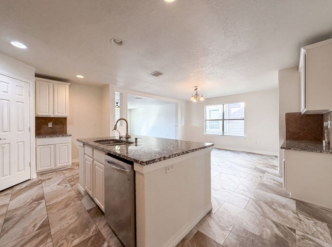 Property photo 2 of 5923 Cielo Rnch
