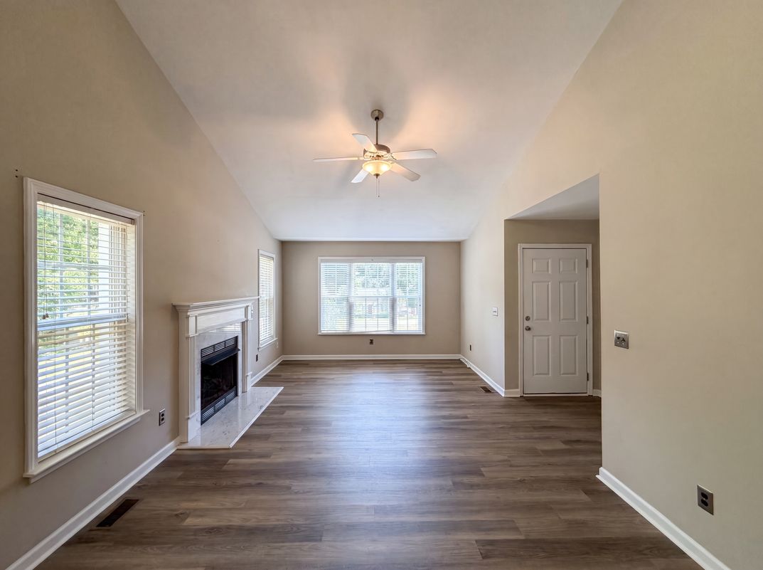 Photo 6 of 14 of 2137 Sterling Creek Ln, Franklinton, NC