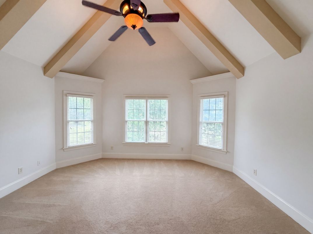 Photo 4 of 30 of 3051 E Bay Ct, Creedmoor, NC
