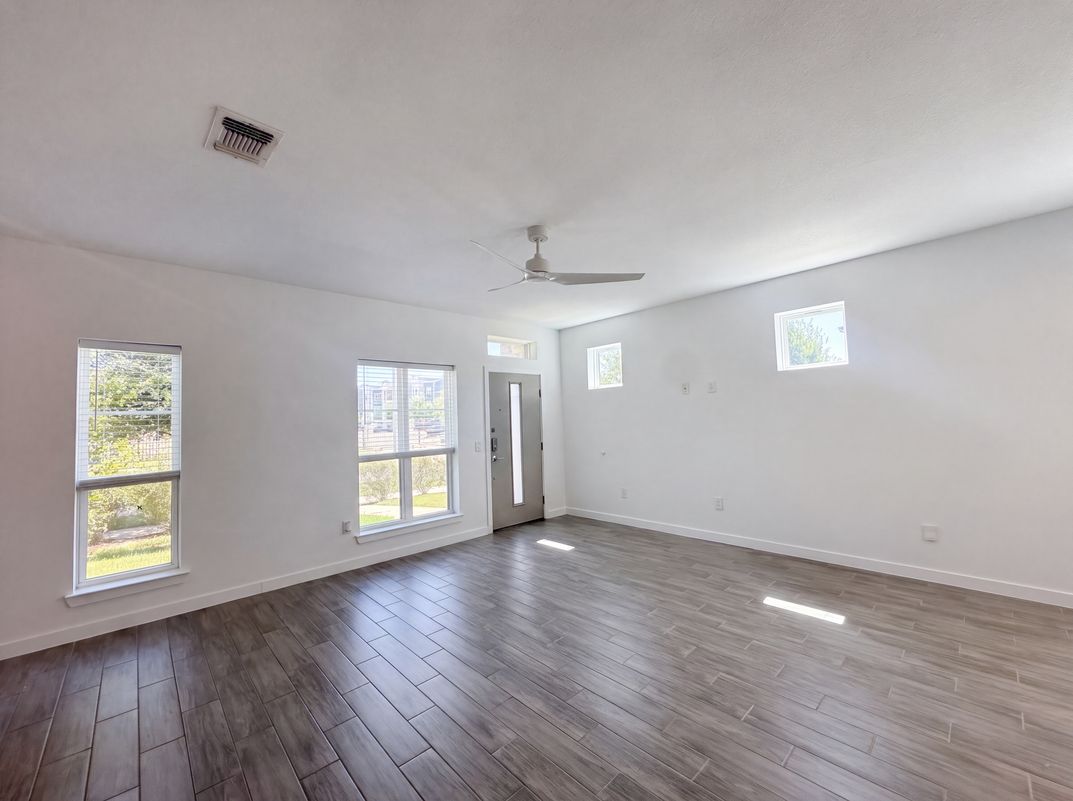 Photo 11 of 26 of 5713A Charles Merle Dr, Austin, TX