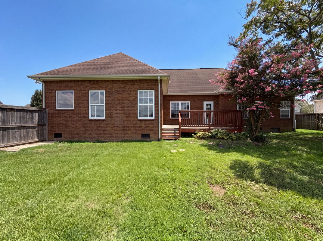Photo 5 of 30 of 1044 Laramie Ct, Murfreesboro, TN