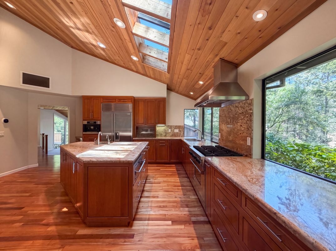 Photo 11 of 47 of 815 Wild Oak Dr, Santa Rosa, CA