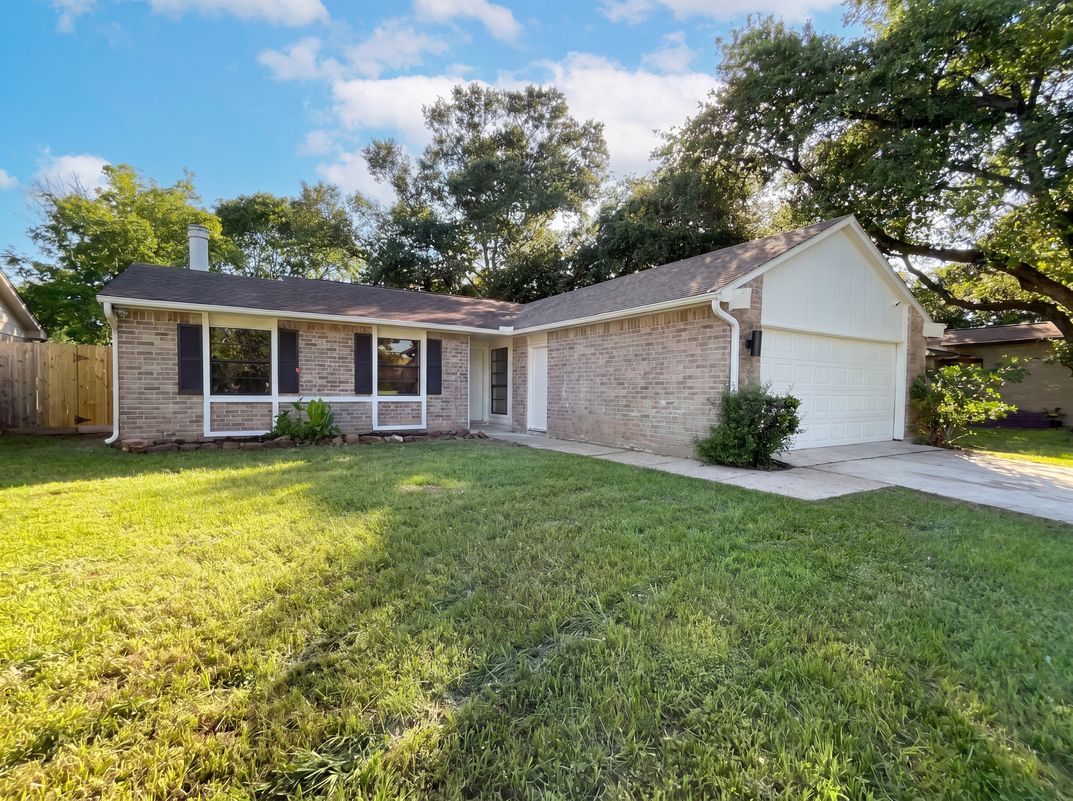 Property photo 1 of 22831 Millgate Dr