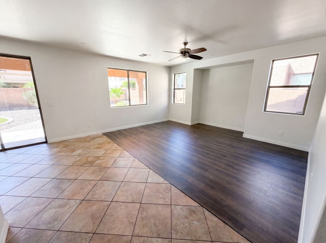 Photo 10 of 37 of 5032 W Yearling Rd, Phoenix, AZ