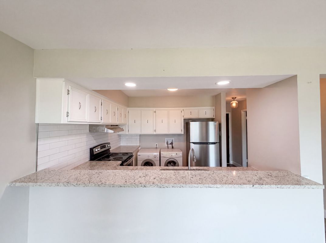 Photo 7 of 18 of 3216 Poe Cv, Lago Vista, TX