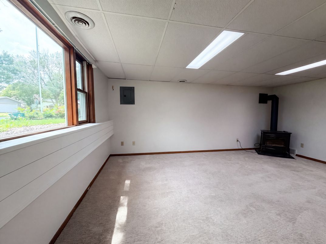 Photo 7 of 22 of 18216 Empire Trl, Farmington, MN