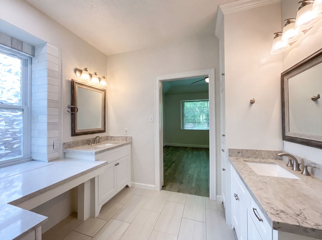 Photo 14 of 20 of 7107 Sweet Violet Trl, Humble, TX