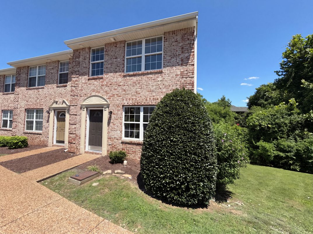 Photo 19 of 23 of 5170 Hickory Hollow Pkwy, Antioch, TN