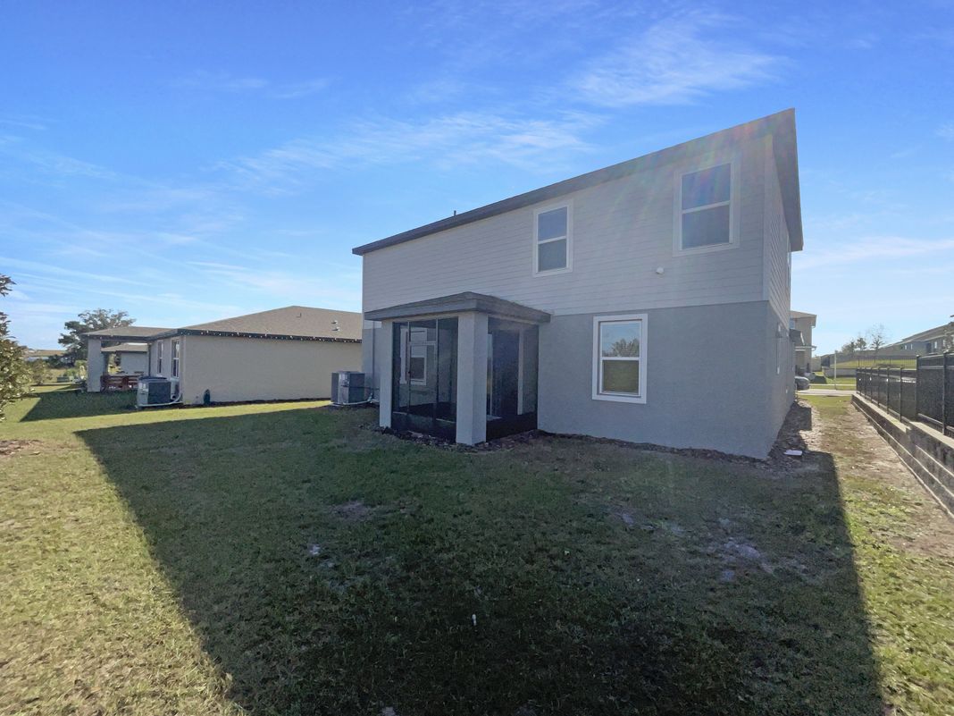 Photo 5 of 23 of 1128 Griffon Ave, Lake Alfred, FL