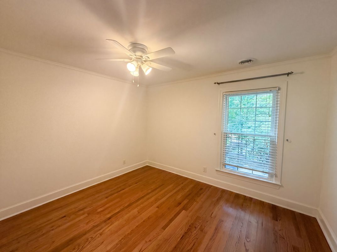 Photo 12 of 24 of 112 Queensferry Rd, Cary, NC