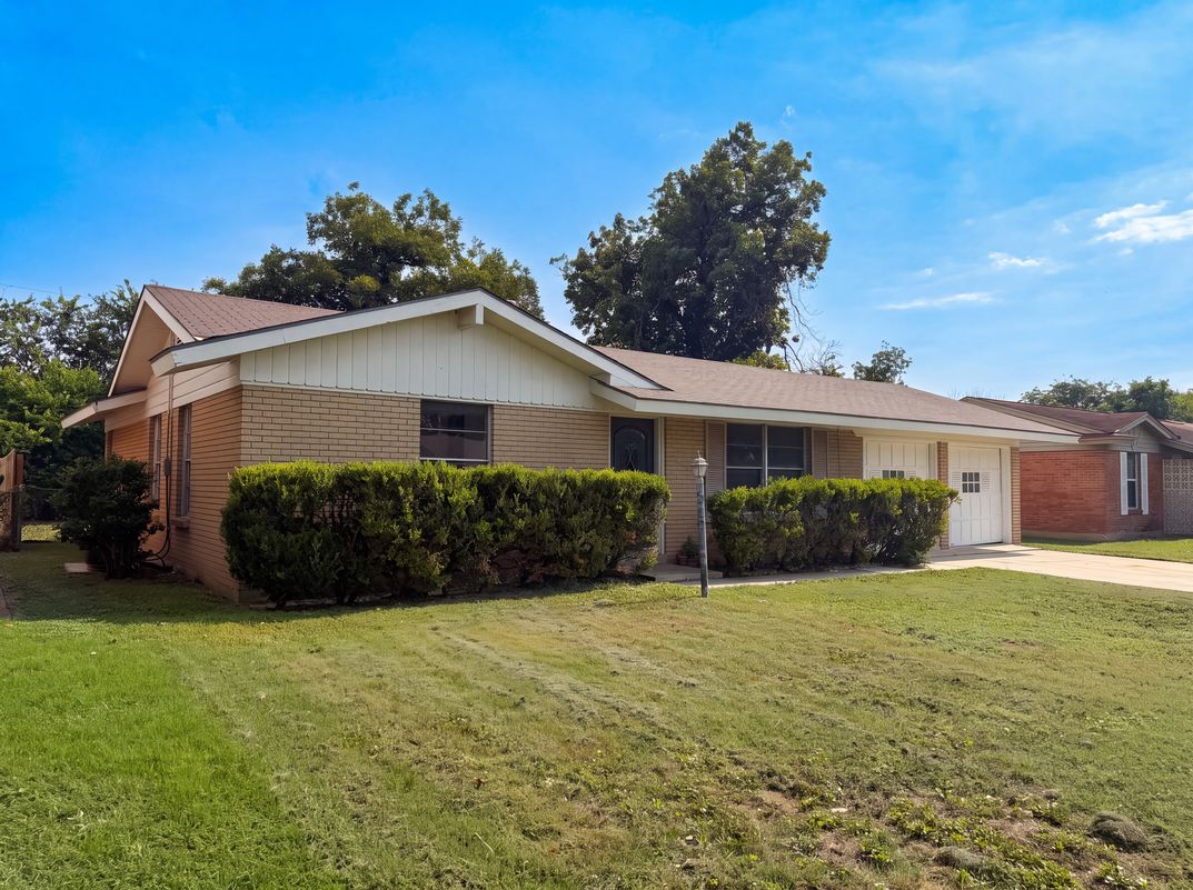 Photo 14 of 15 of 4922 Bernadine Dr, San Antonio, TX