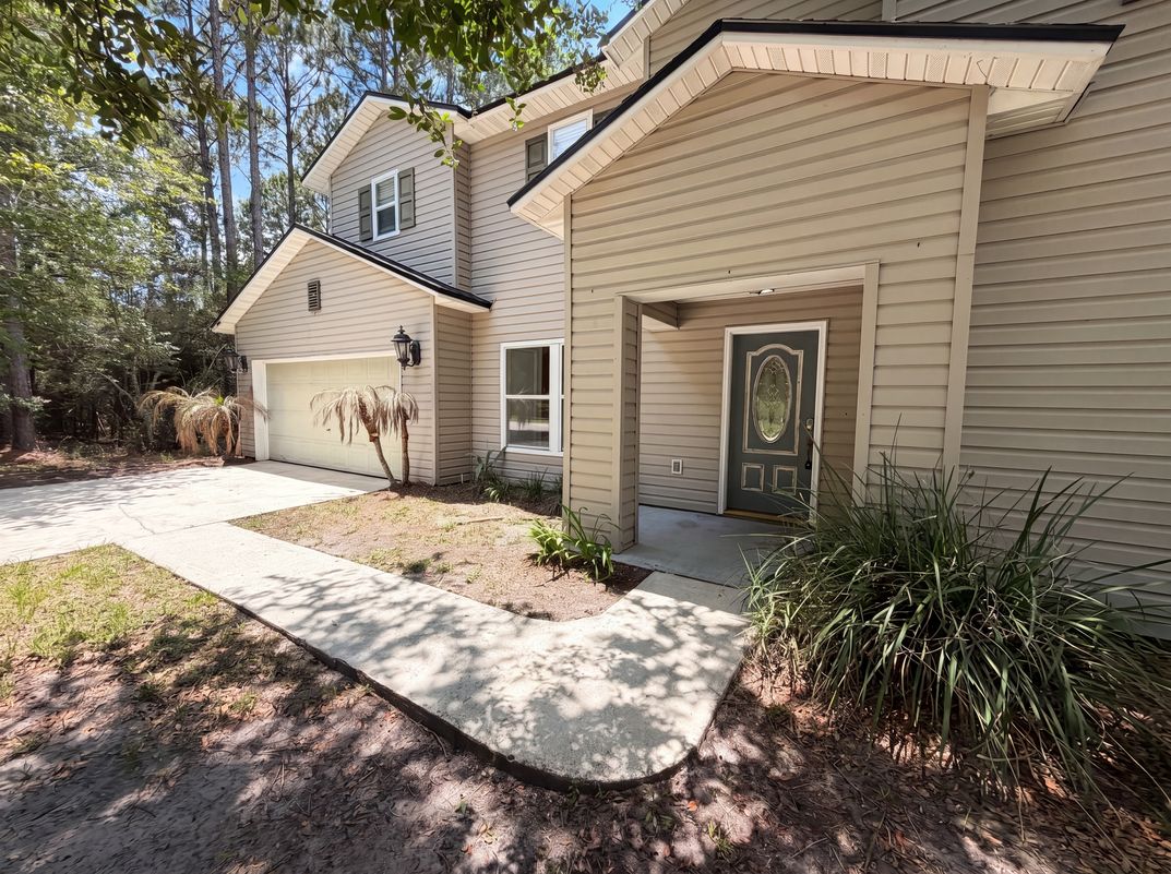 Property photo 1 of 7002 Beekman Lake Dr