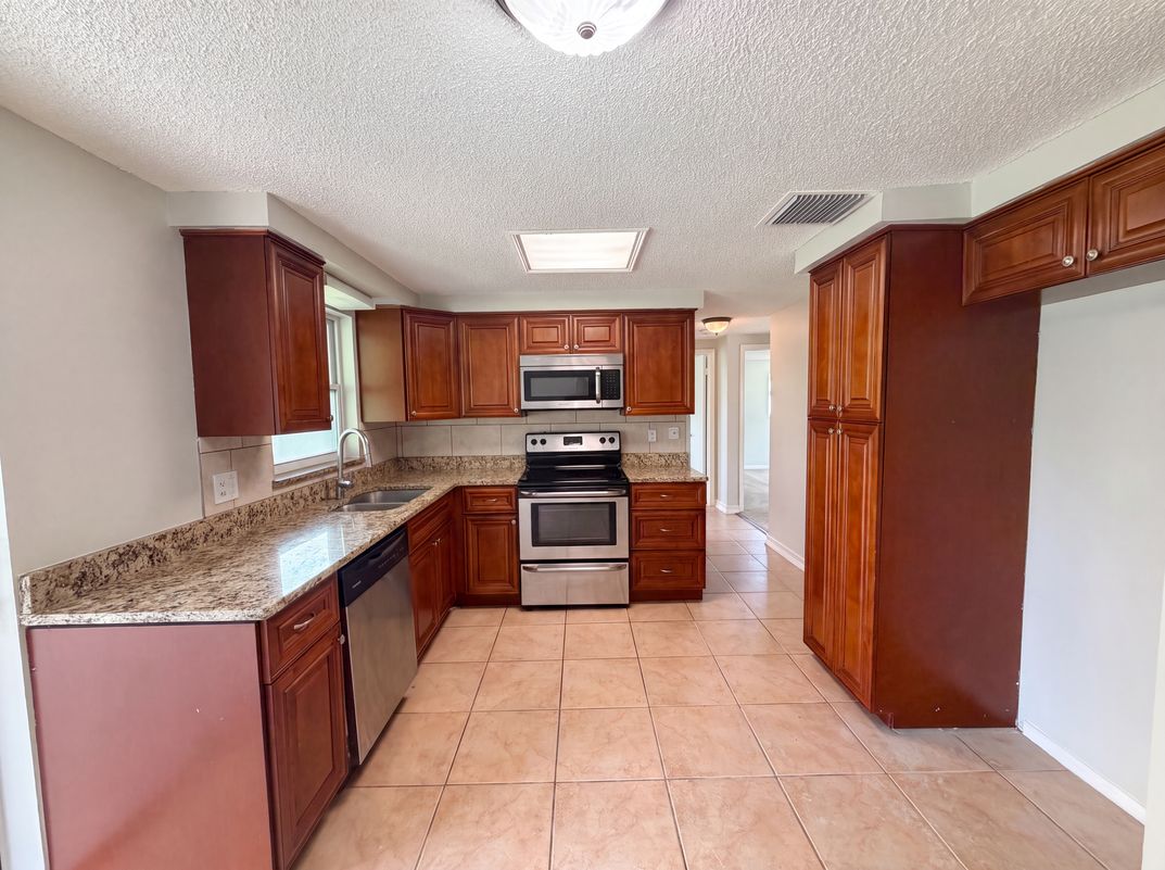 Photo 15 of 23 of 3518 Gorman Dr, New Port Richey, FL