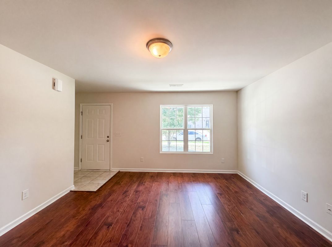 Photo 6 of 24 of 4655 Chapel Ridge Dr, Greensboro, NC