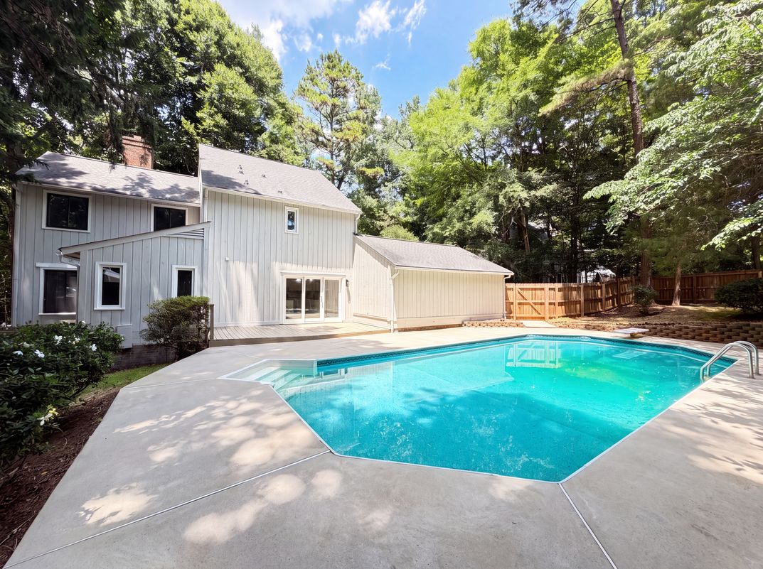 Photo 5 of 26 of 7210 Apple Creek Dr, Mint Hill, NC