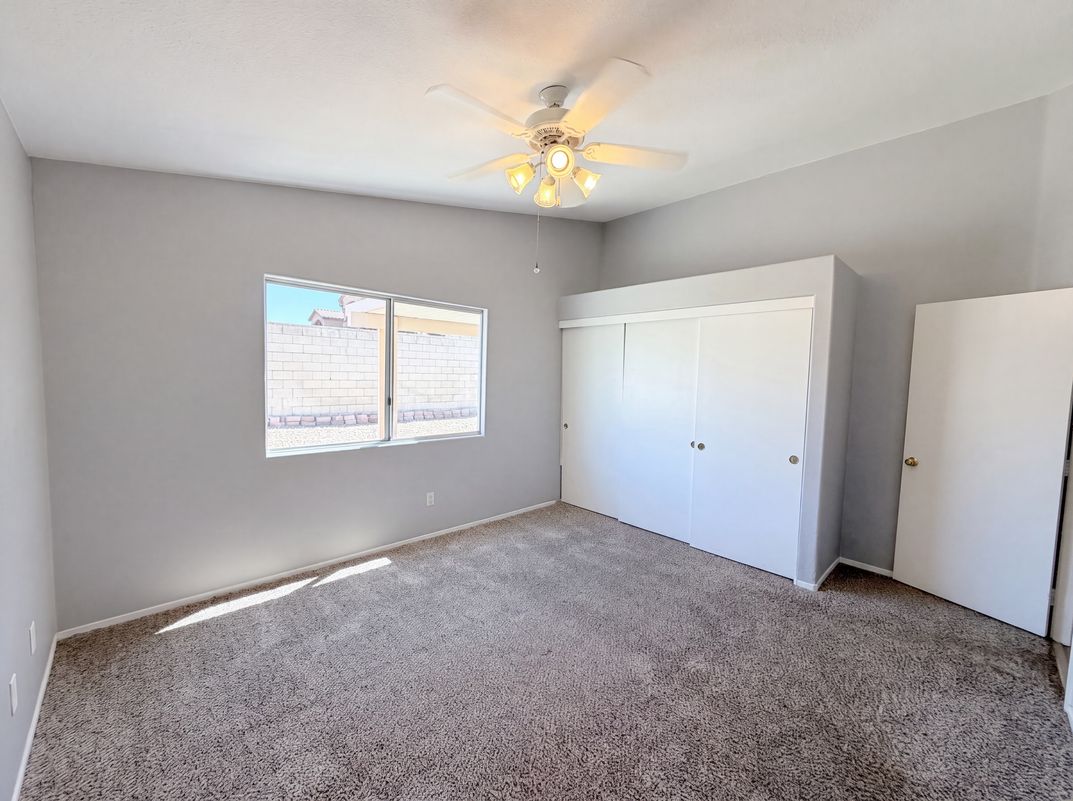 Photo 12 of 33 of 9121 Indian Breeze Dr, Las Vegas, NV