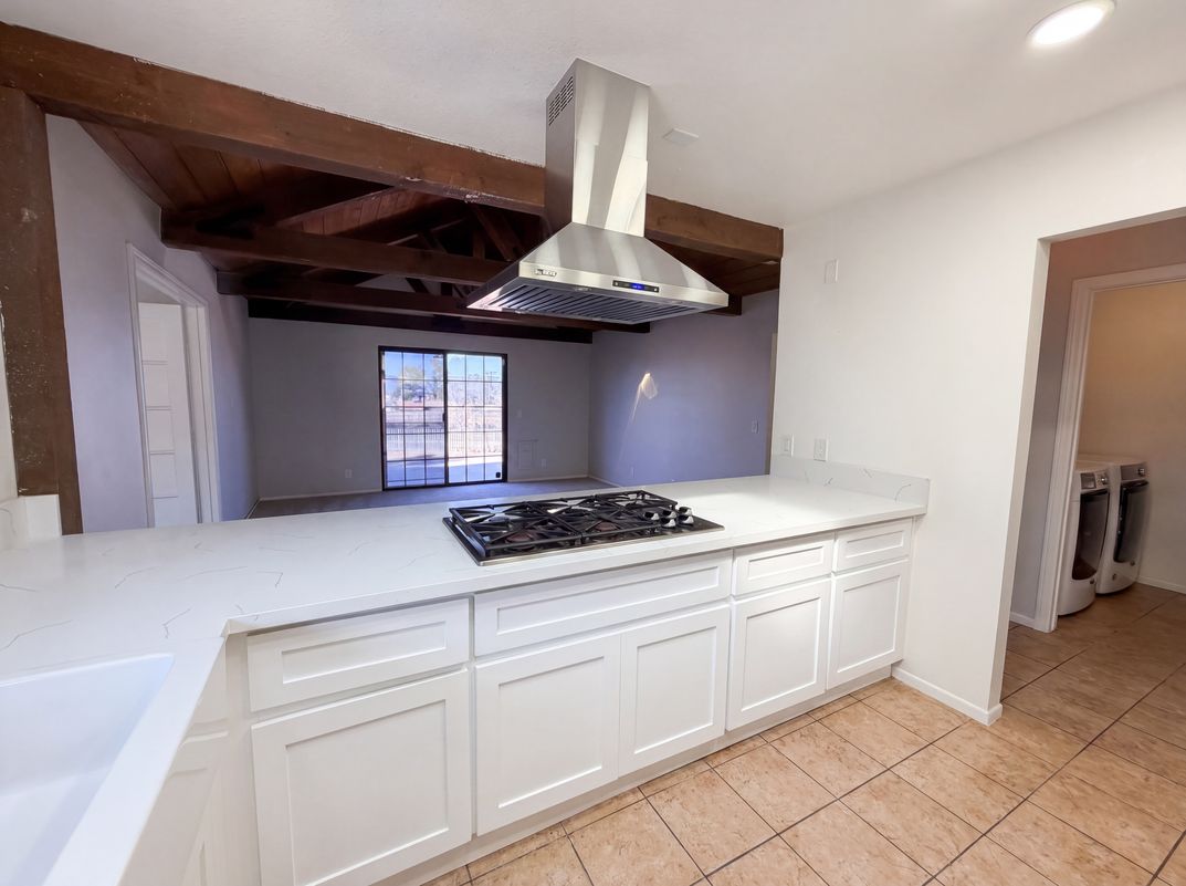 Photo 7 of 29 of 15852 Mandan Rd, Apple Valley, CA