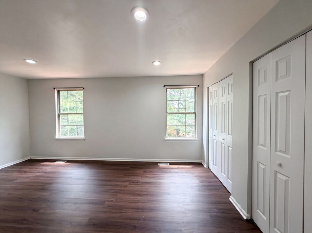 Photo 21 of 48 of 8641 Centerton Ln, Manassas, VA