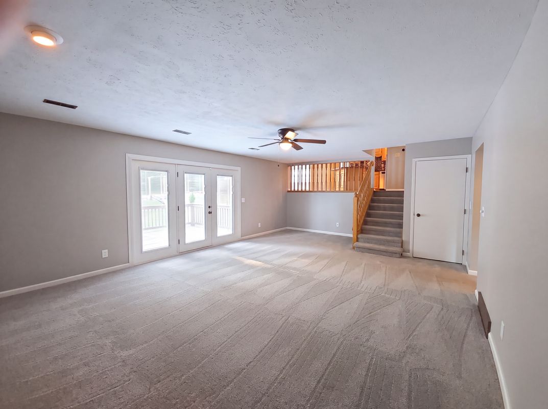 Photo 27 of 79 of 1503 Featherstone Rd, Rockford, IL