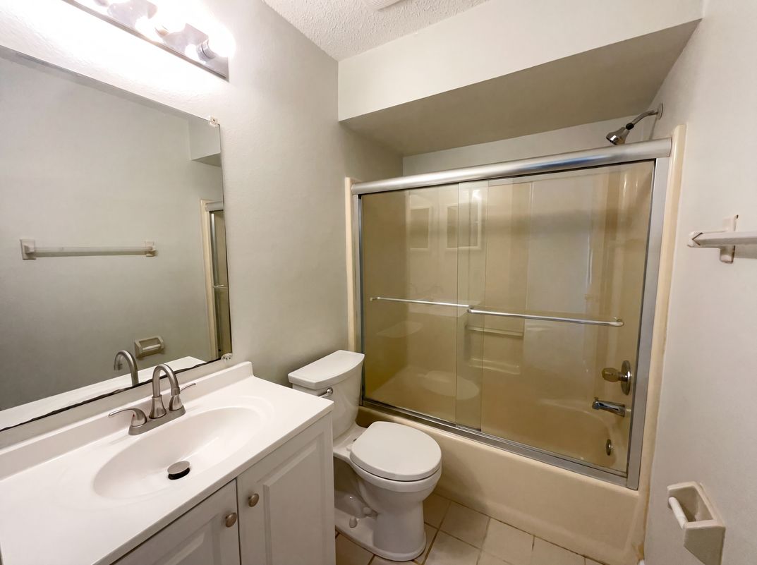 Photo 15 of 25 of 103 Dulverton Way, Kissimmee, FL