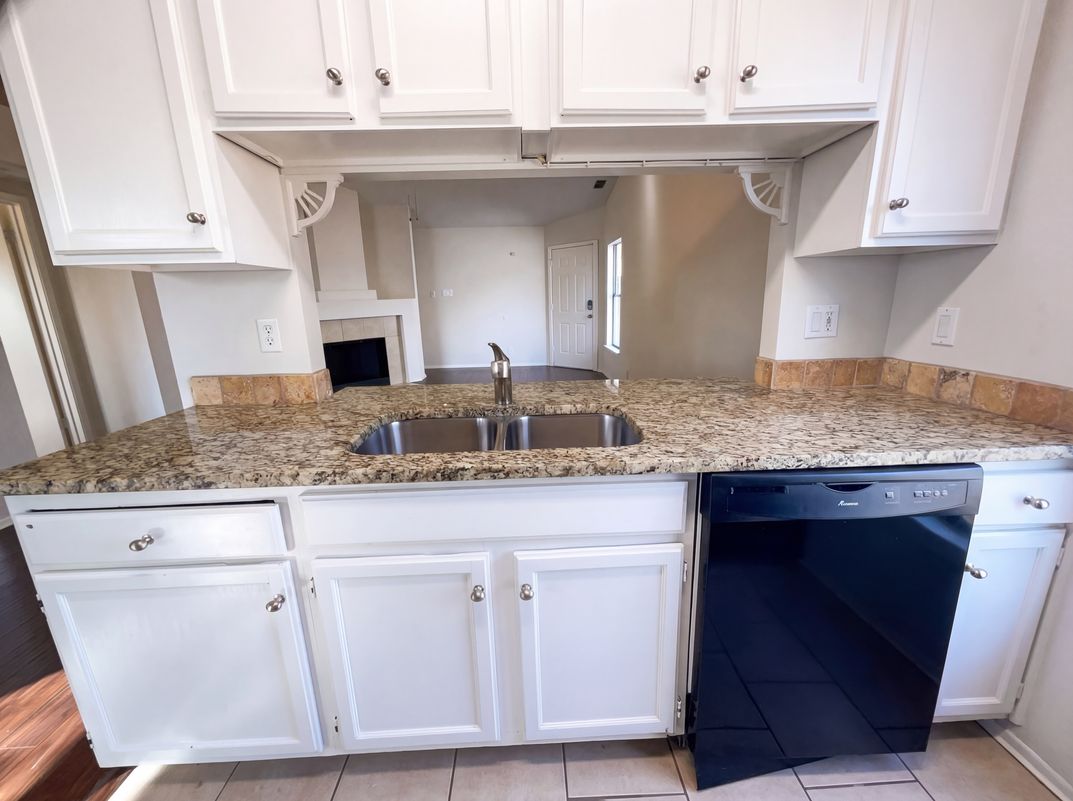 Photo 15 of 16 of 15009 Winter View Dr, San Antonio, TX