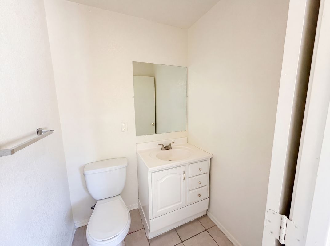 Photo 16 of 19 of 4636 N 67th Ave, Phoenix, AZ