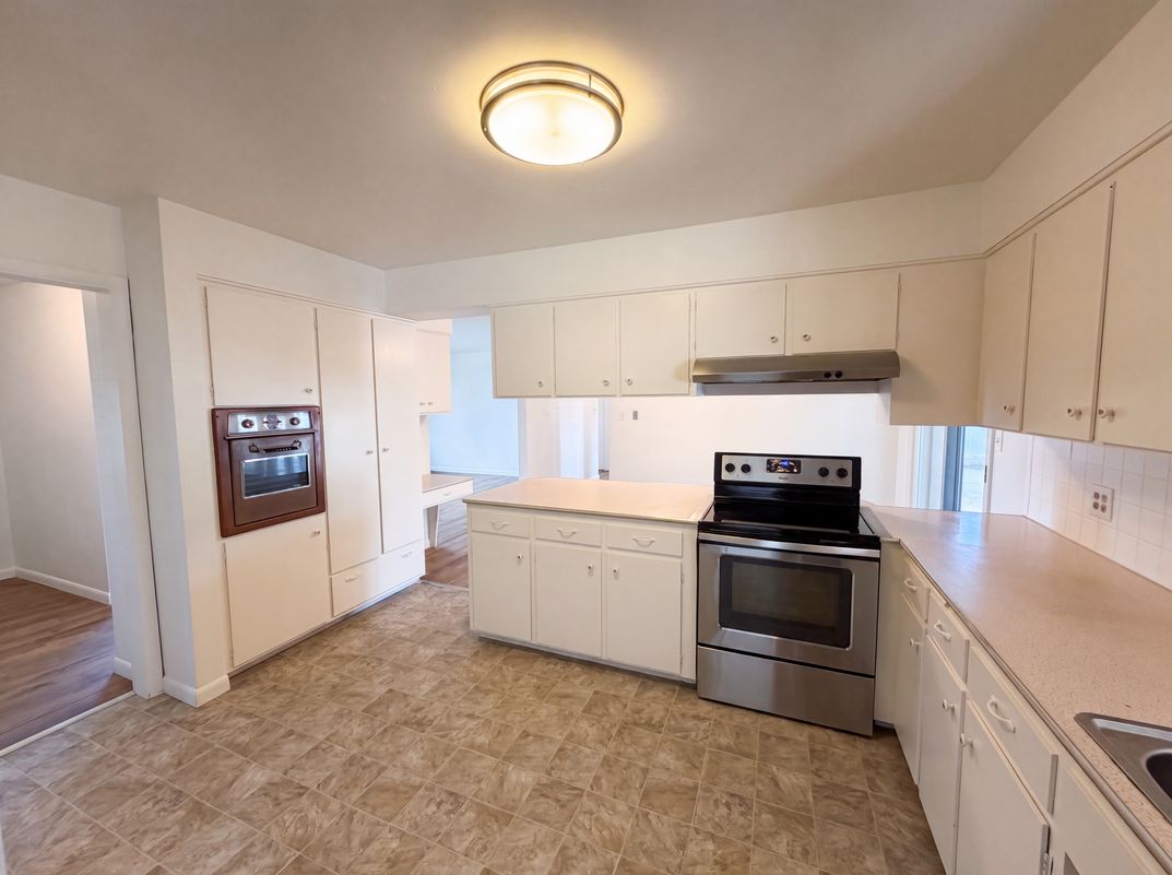 Photo 7 of 26 of 1302 E Egbert St, Brighton, CO