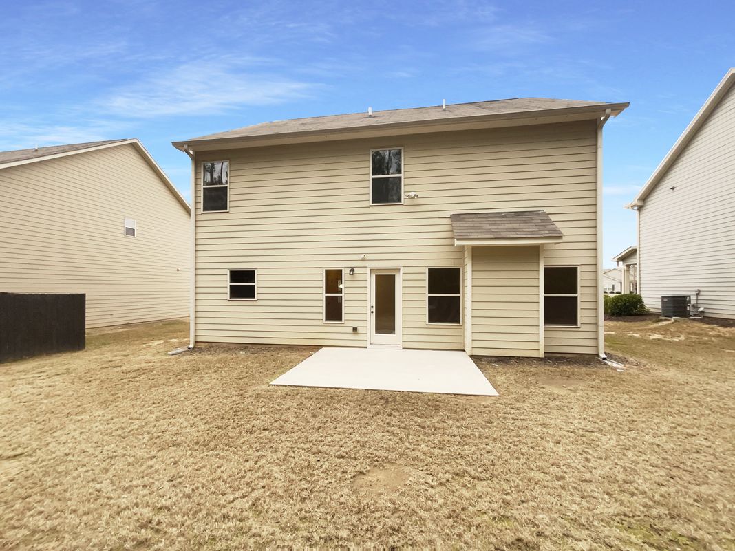 Photo 5 of 43 of 1036 Glenwyck Dr, Braselton, GA