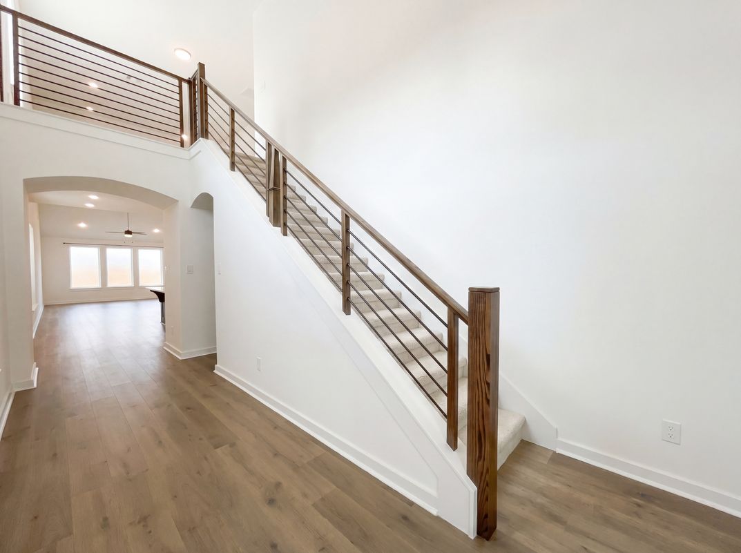 Photo 8 of 19 of 118 Neches Nook Ct, Conroe, TX