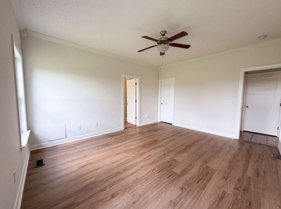 Photo 4 of 30 of 1044 Laramie Ct, Murfreesboro, TN