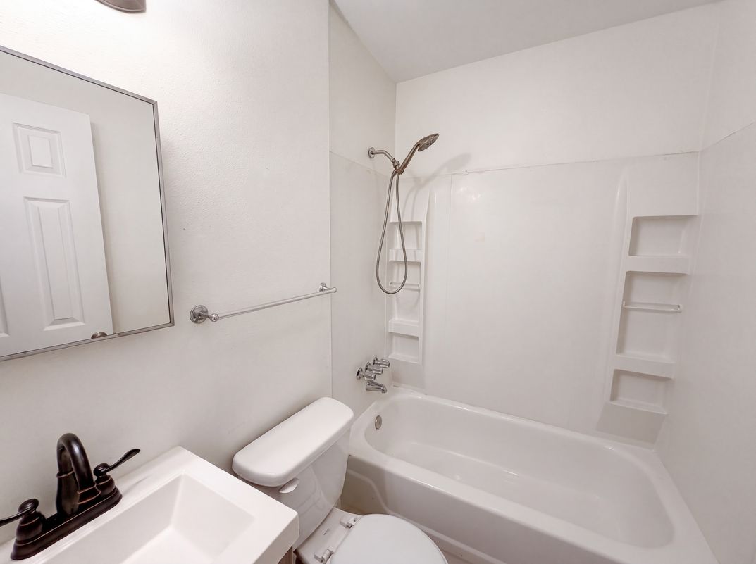 Photo 12 of 16 of 7040 Longstreet Dr, Raleigh, NC