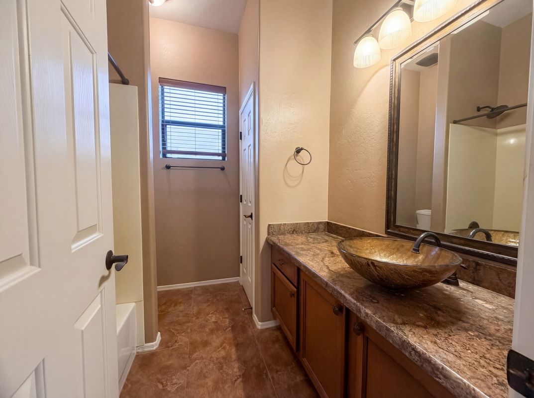 Photo 13 of 17 of 6915 E Portia St, Mesa, AZ