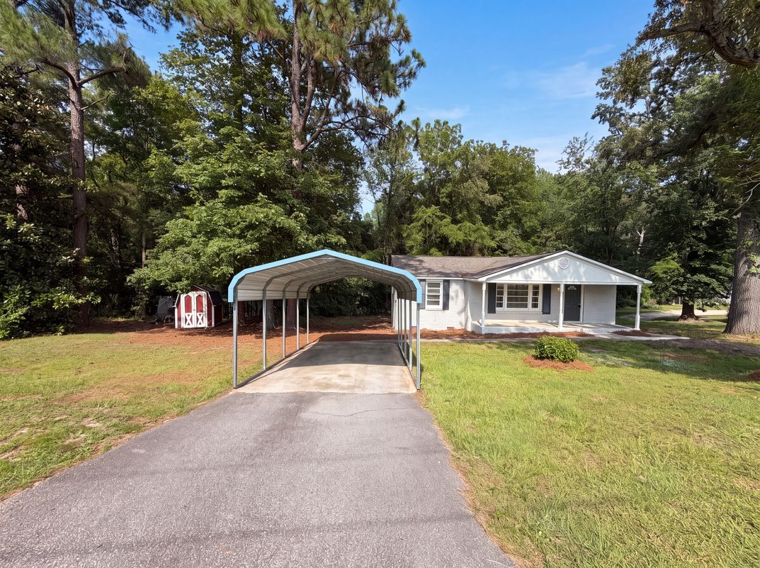 Photo 19 of 23 of 1502 Pine St, West Columbia, SC