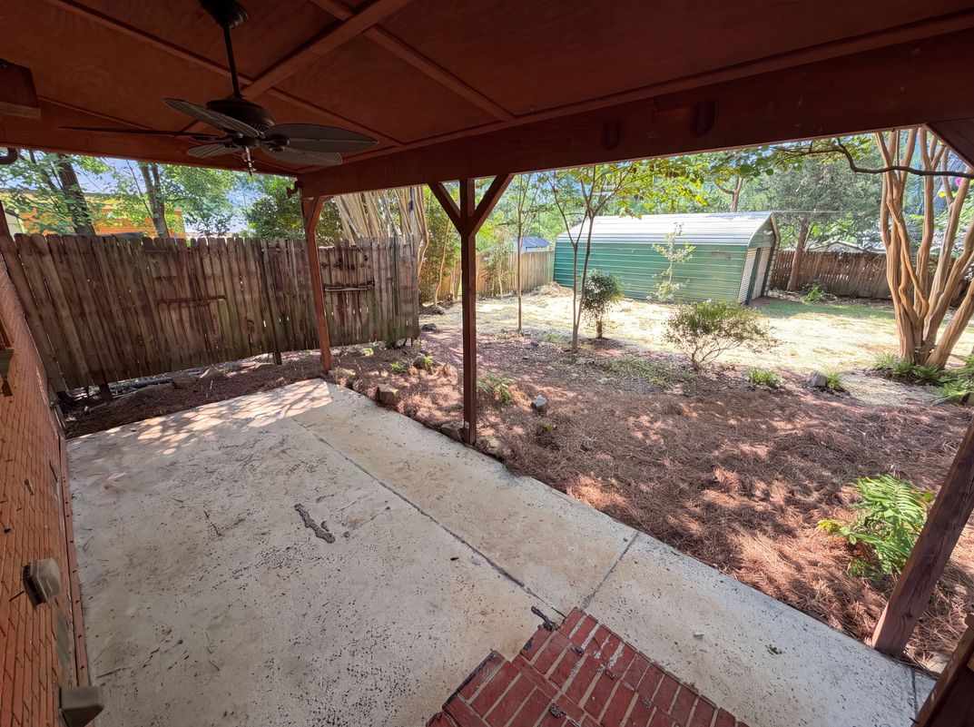 Photo 19 of 23 of 713 Ridgedale Ct, Charlotte, NC