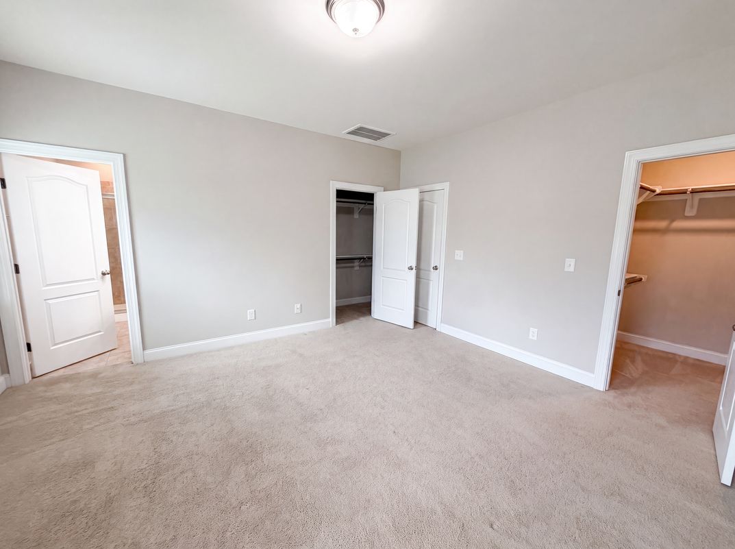 Photo 4 of 16 of 109 Belle Plain Dr, Morrisville, NC