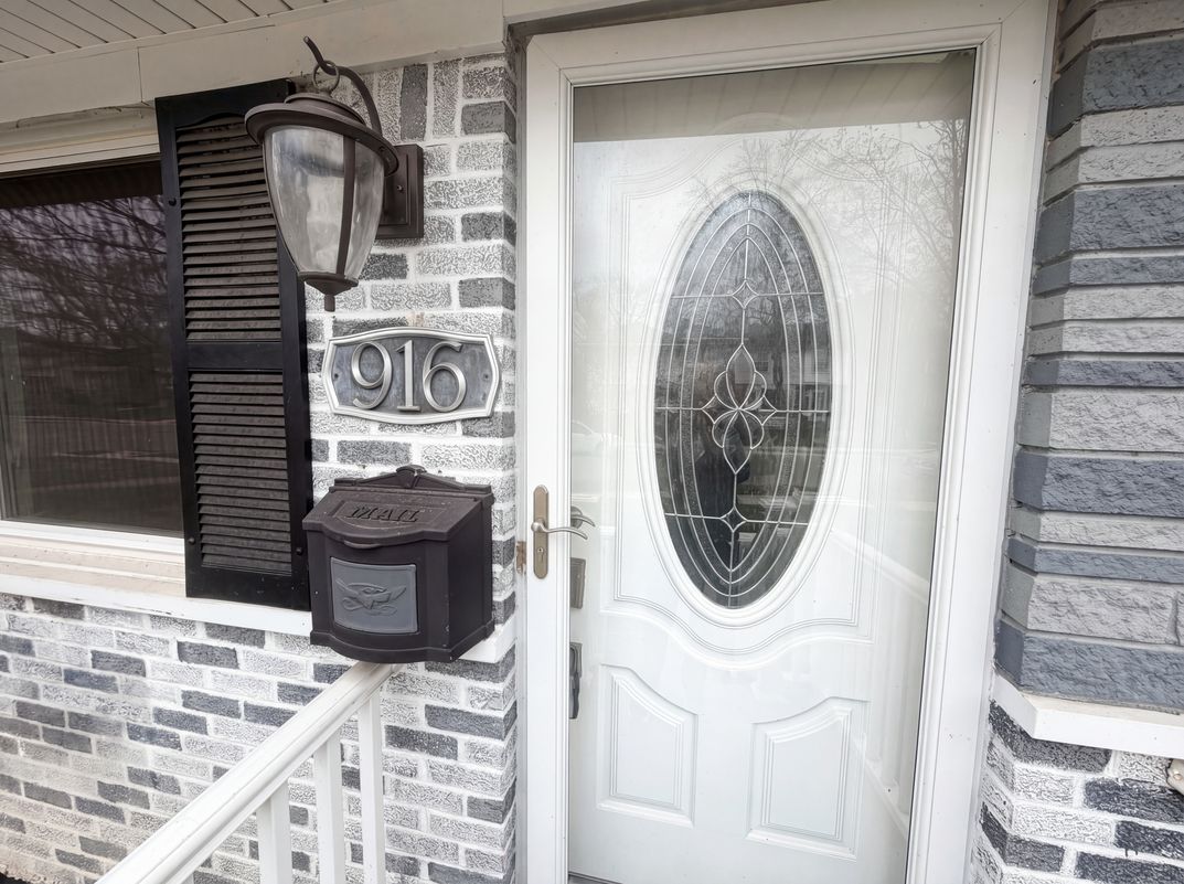 Photo 26 of 28 of 916 Longfellow Ave, Royal Oak, MI