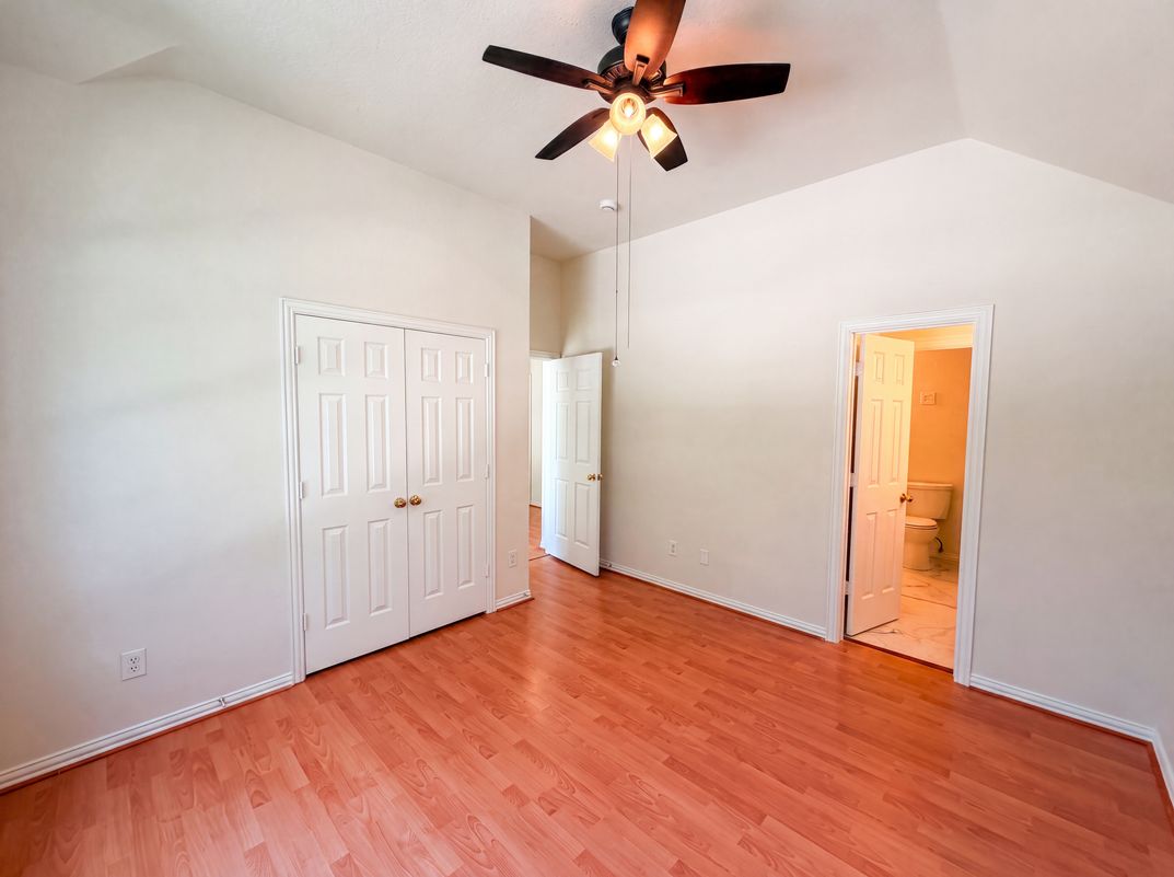 Photo 14 of 22 of 3106 Westshore Dr, Rowlett, TX