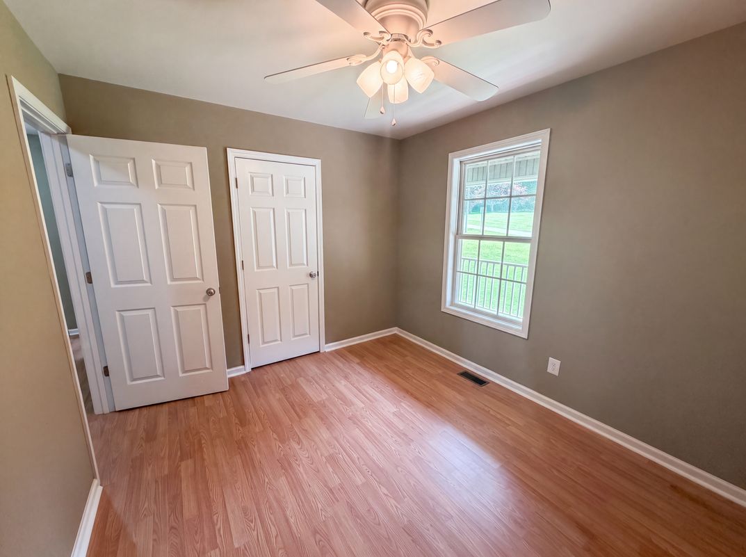 Photo 13 of 20 of 116 Fernwood Dr, Easley, SC