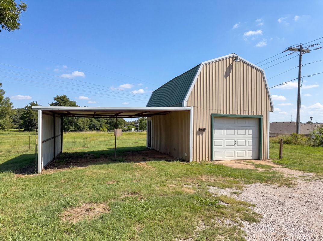Photo 16 of 20 of 20509 E Reno Ave, Harrah, OK