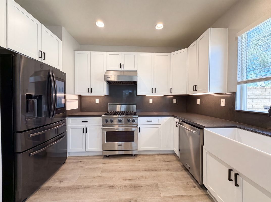 Photo 8 of 24 of 29206 Rio Lobo Way, Valencia, CA