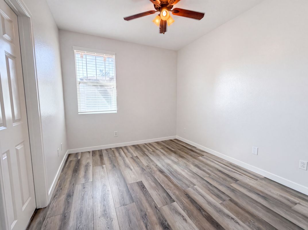 Photo 20 of 25 of 41534 King Palm Ave, Murrieta, CA