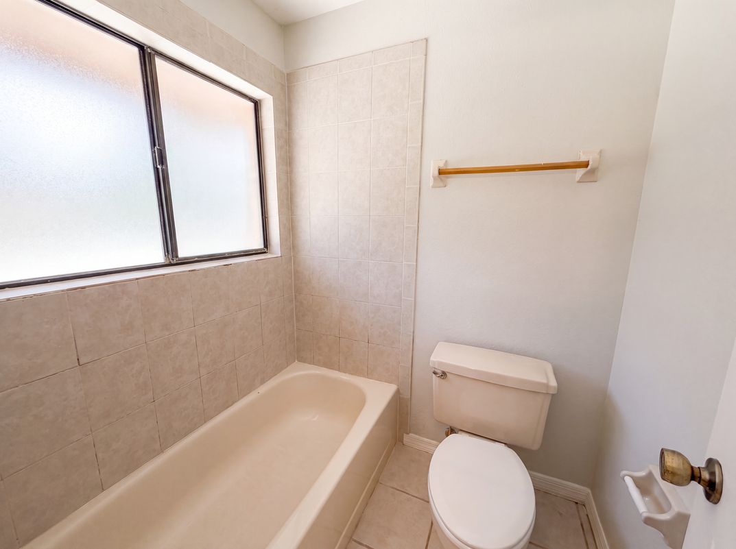 Photo 11 of 19 of 332 Sprucewood Rd, Lake Mary, FL
