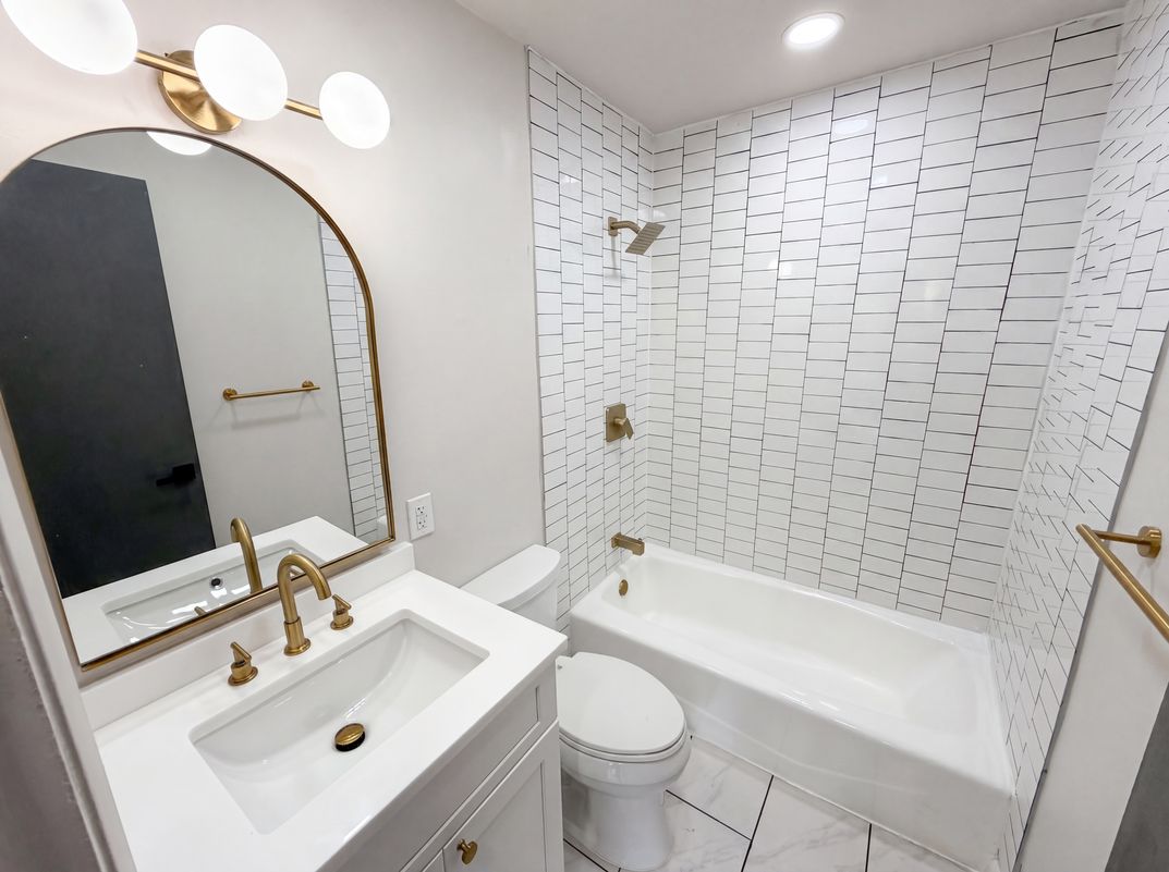 Photo 6 of 30 of 3807 Greenhill Dr, Atlanta, GA